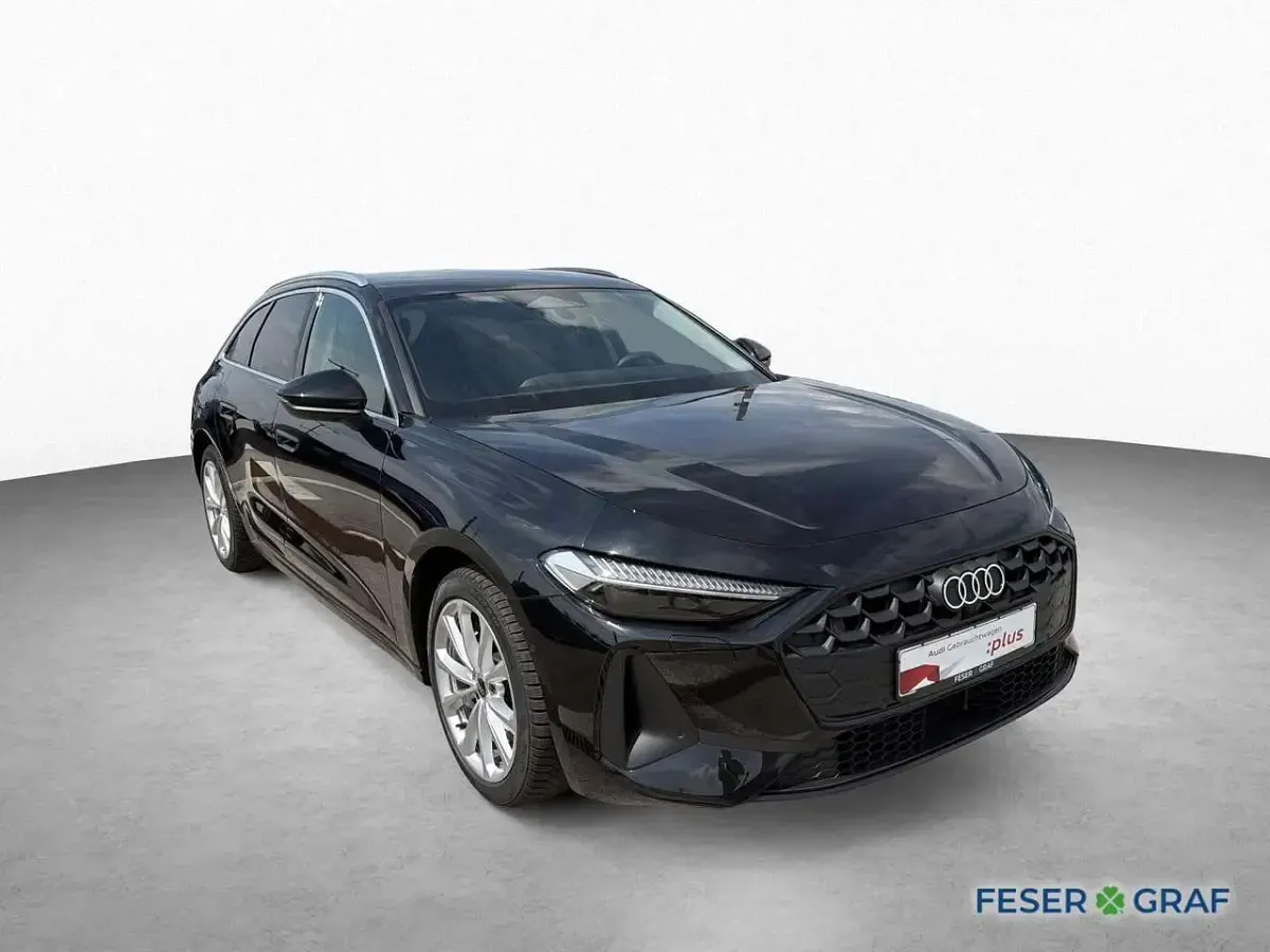 Gebraucht Audi A5 Sport 204 PS (150 kW) 2025 Mythosschwarz metallic Kombi