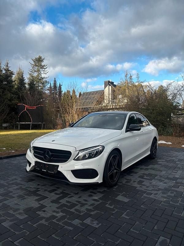 Gebraucht Mercedes C250 AMG 204 PS (150 kW) 2017 Weiß Limousine