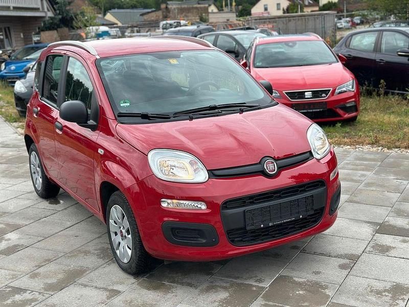 Gebraucht Fiat Panda Lounge 69 PS (50 kW) 2016 Rot Kleinwagen