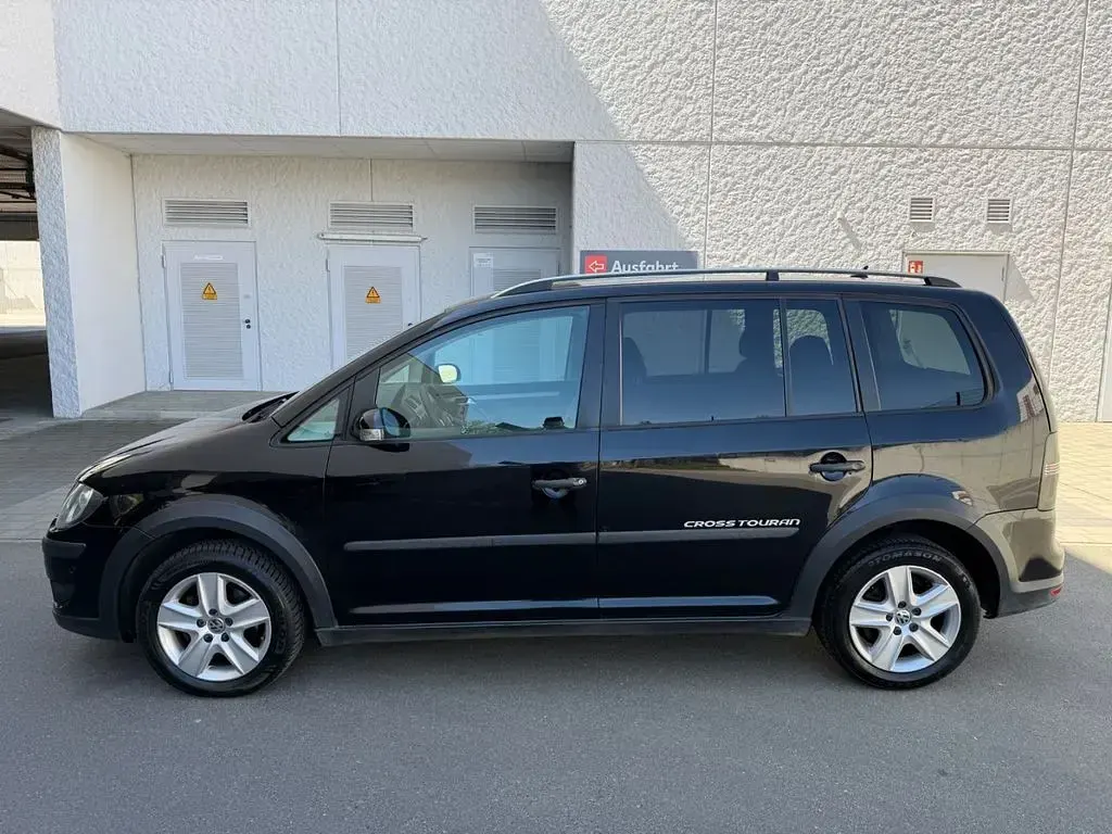 Gebraucht VW Touran Cross 140 PS (102 kW) 2008 Schwarz Van / Kleinbus