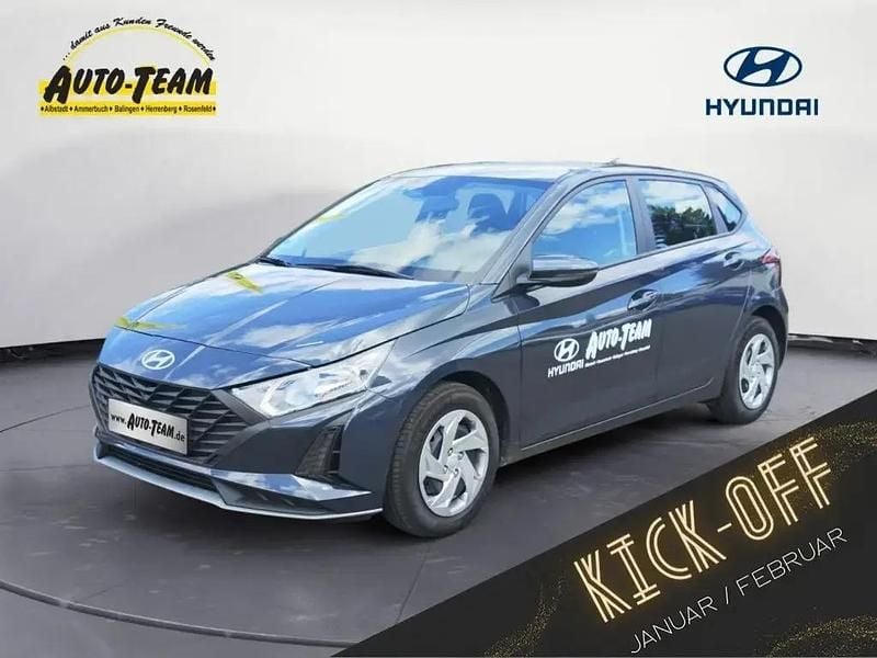 Grau Gebraucht 2025 Hyundai i20 Select Kleinwagen | 17.300 € (Guter Preis) - Bild 1/4