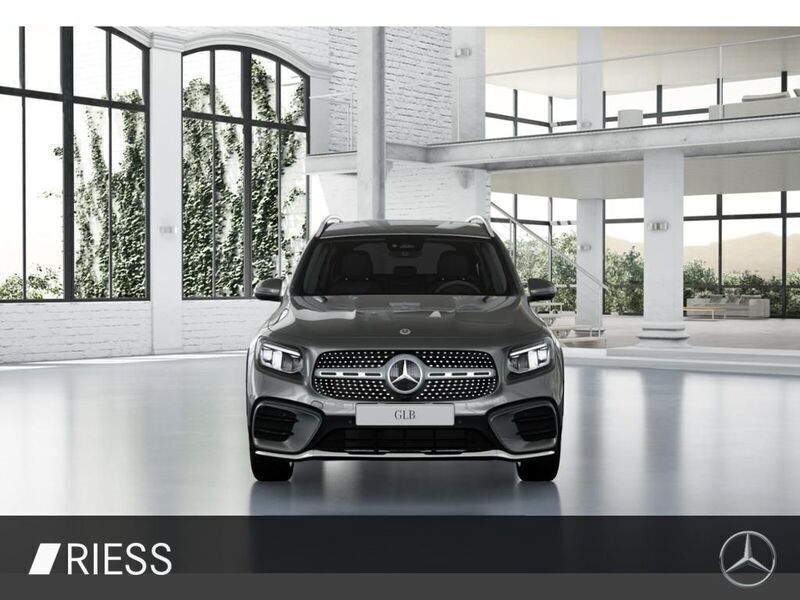 Gebraucht Mercedes GLB200 AMG 163 PS (119 kW) 2024 Grau SUV