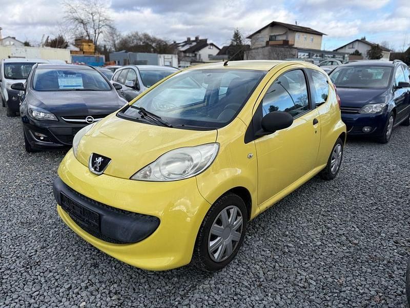 Gebraucht Peugeot 107 Filou 68 PS (50 kW) 2007 Gelb Kleinwagen