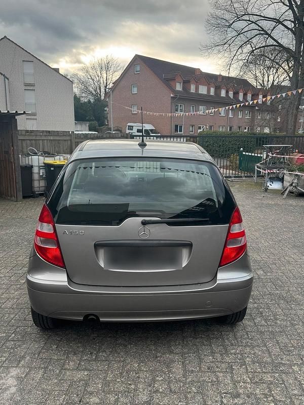 Gebraucht Mercedes A180 116 PS (85 kW) 2005 Beige Kleinwagen