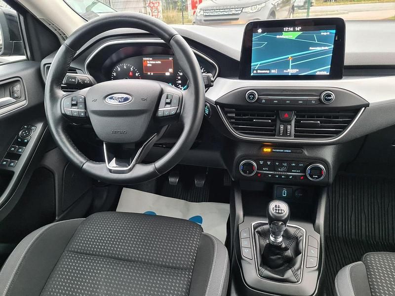 Gebraucht Ford Focus 125 PS (91 kW) 2020 Schwarz Kombi