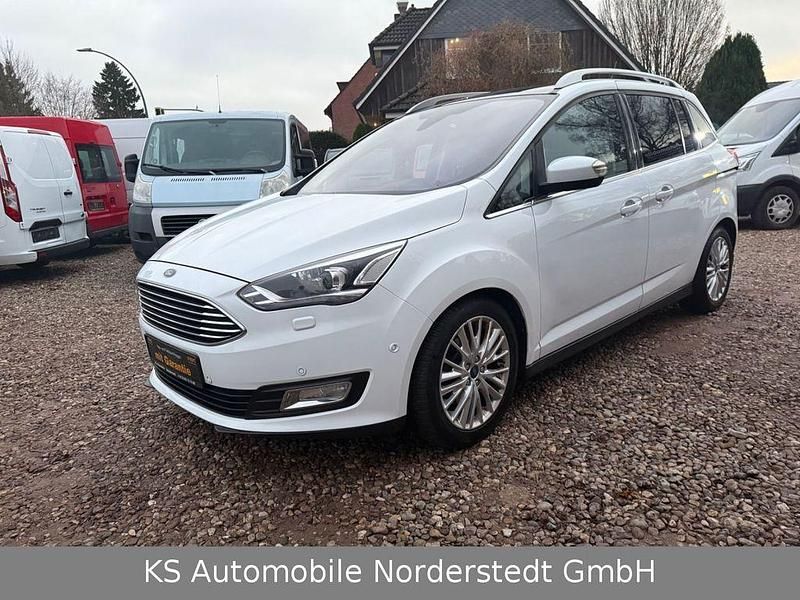 Weiß Gebraucht 2016 Ford Grand C-Max Titanium Van / Kleinbus | 11.900 € (Fairer Preis) - Bild 1/4