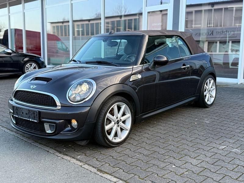 Iced chocolate metallic Gebraucht 2013 Mini Cooper SD Cabriolet Cabrio | 10.999 € (Fairer Preis) - Bild 1/4