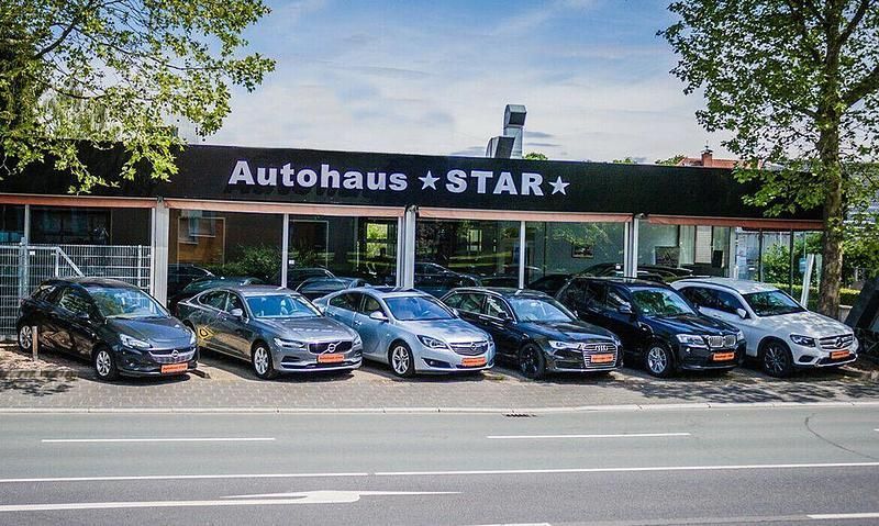 Blau Gebraucht 2020 Ford S-MAX Titanium Van / Kleinbus | 18.990 € (Fairer Preis) - Bild 1/2