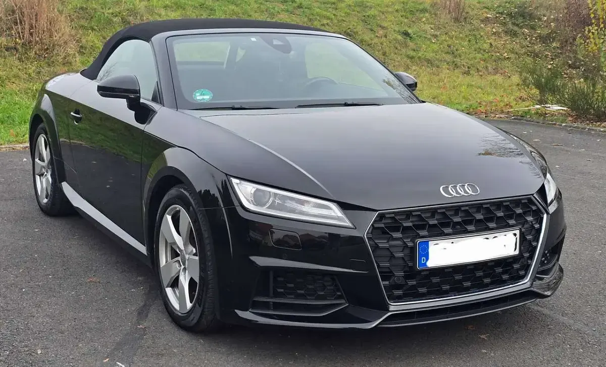 Gebraucht Audi TT Roadster 197 PS (144 kW) 2021 Schwarz Cabrio