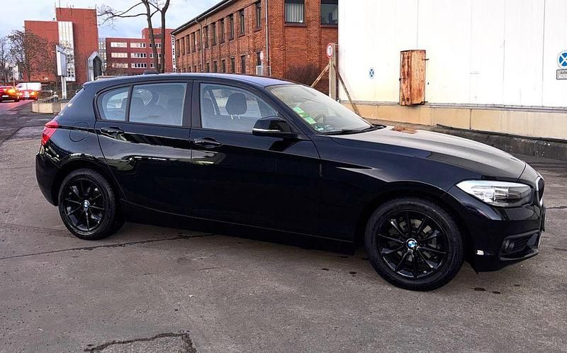 Gebraucht BMW 118 Advantage 136 PS (100 kW) 2017 Schwarz Kleinwagen