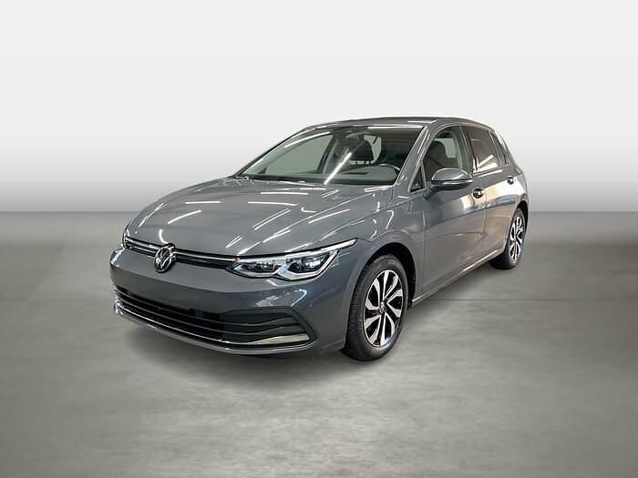 Gebraucht VW Golf VIII Active 150 PS (110 kW) 2023 Delfingrau Limousine