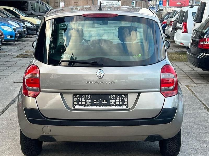 Gebraucht Renault Modus Avantage 75 PS (55 kW) 2008 Gold Van / Kleinbus