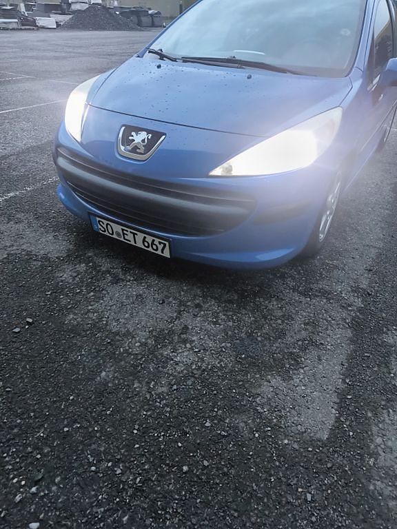 Blau Gebraucht 2006 Peugeot 207 Limousine | 1.100 € (Guter Preis) - Bild 1/4