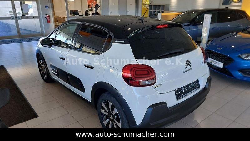 Gebraucht Citroën C3 Shine 82 PS (60 kW) 2023 Weiß Kleinwagen