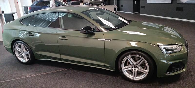 Gebraucht Audi A5 Advanced 120 PS (88 kW) 2022 Grün Coupé