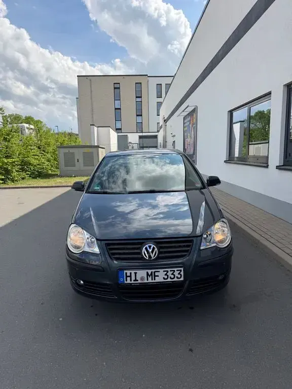 Gebraucht VW Polo 69 PS (50 kW) 2007 Grau Kleinwagen