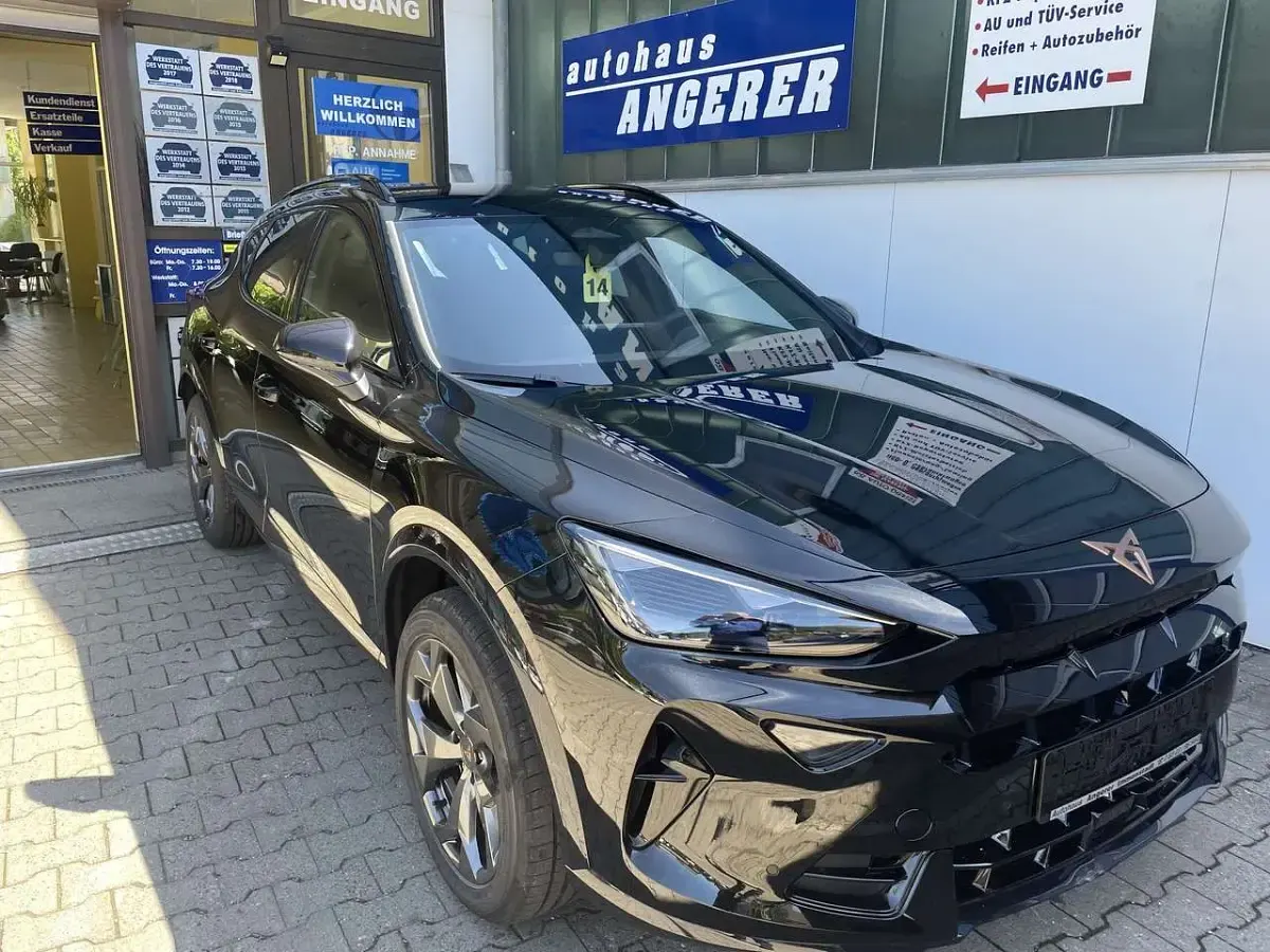 Neu Cupra Formentor 204 PS (150 kW) 2026 Schwarz SUV