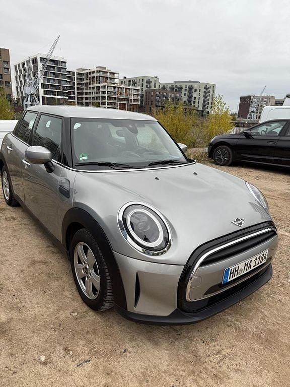Gebraucht Mini Cooper 136 PS (100 kW) 2023 Silber Kleinwagen