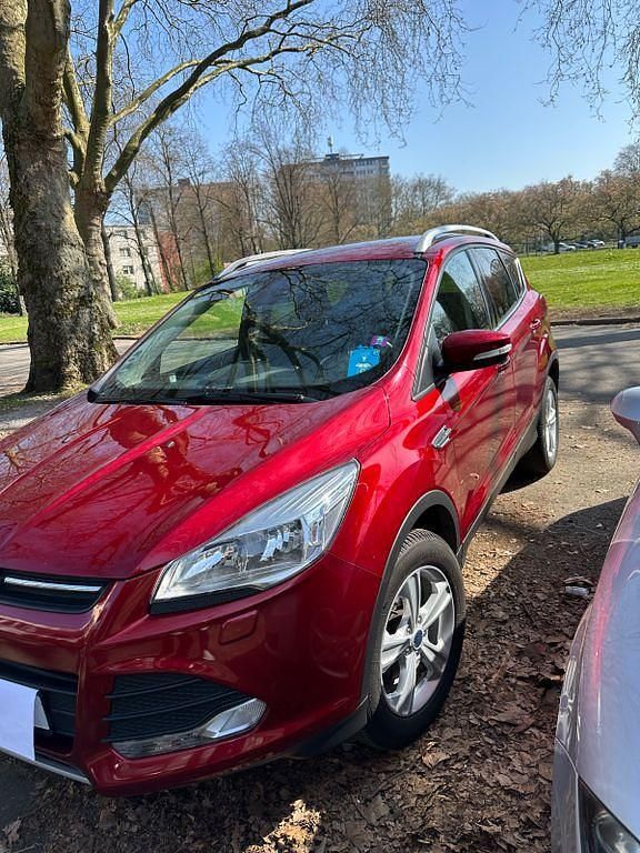 Rot Gebraucht 2016 Ford Kuga SYNC Edition SUV | 7.399 € (Guter Preis) - Bild 1/4
