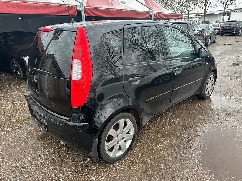 Gebraucht Mitsubishi Colt 95 PS (69 kW) 2006 Schwarz Kleinwagen