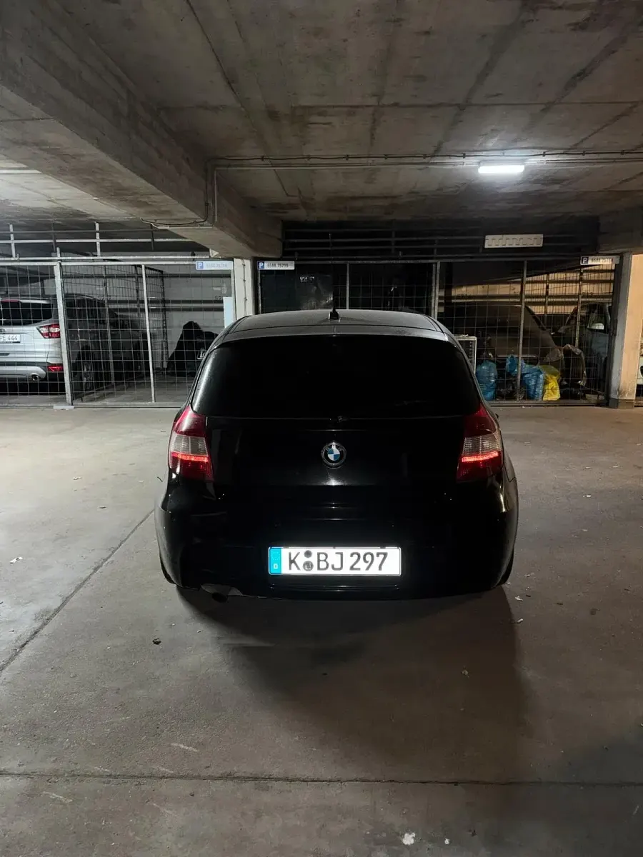 Second-hand BMW 116 116 CP (85 kW) 2005 Negru Hatchback