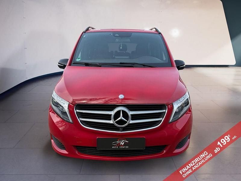 Gebraucht Mercedes V250 190 PS (139 kW) 2016 Rot Van / Kleinbus