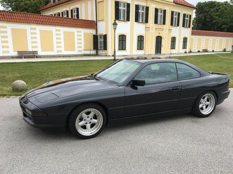 Second-hand BMW 850 408 CP (300 kW) 1990 Negru Coupe