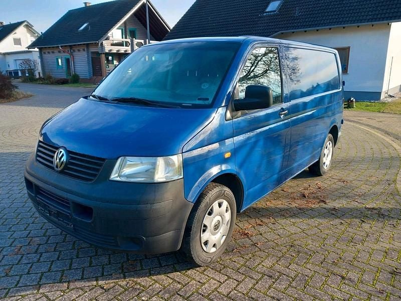 Blau Gebraucht 2007 VW Transporter Van | 7.700 € (Etwas zu teuer) - Bild 1/4