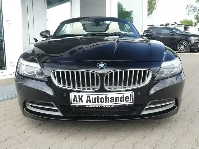 Gebraucht BMW Z4 Sport Line 306 PS (225 kW) 2009 Schwarz Cabrio