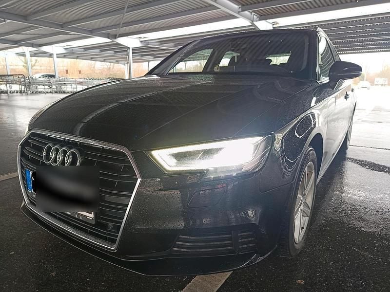 Gebraucht Audi A3 Ambiente 150 PS (110 kW) 2016 Schwarz Kombi