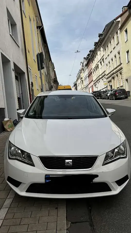 Usata Seat Leon Reference 110 CV (80 kW) 2014 Bianco Utilitaria