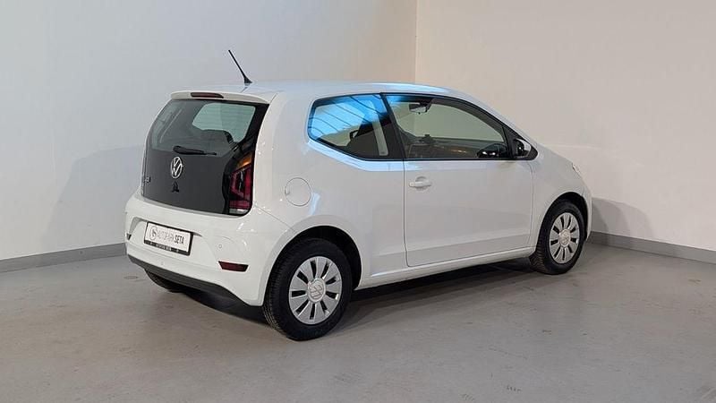 Second-hand VW up! 65 CP (47 kW) 2022 Alb Hatchback