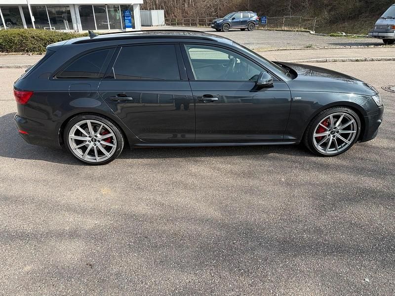 Gebraucht Audi A4 S-Line 218 PS (160 kW) 2016 Grau Kombi