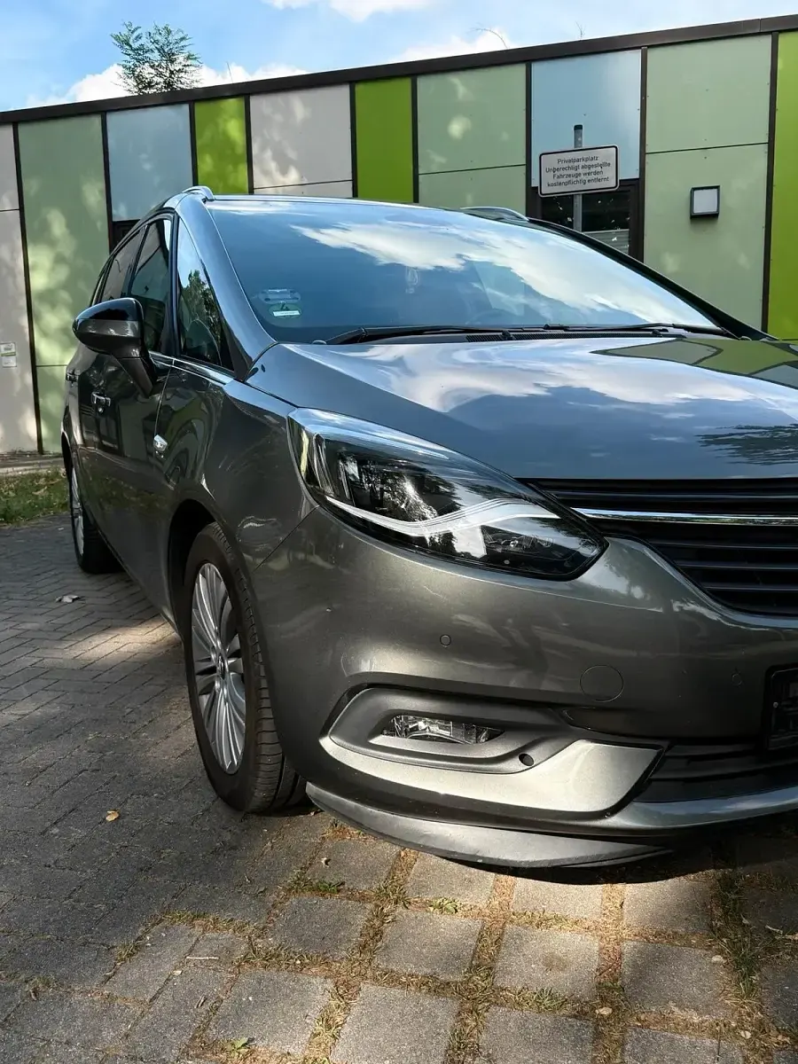 Gebraucht Opel Zafira Tourer 170 PS (125 kW) 2018 Grau Van / Kleinbus
