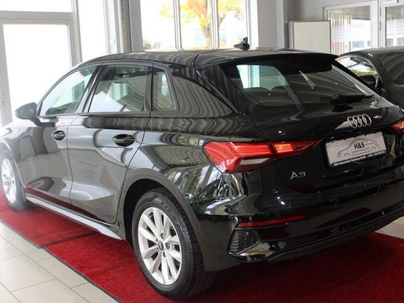 Gebraucht Audi A3 Ambiente 150 PS (110 kW) 2022 Brillantschwarz Kombi
