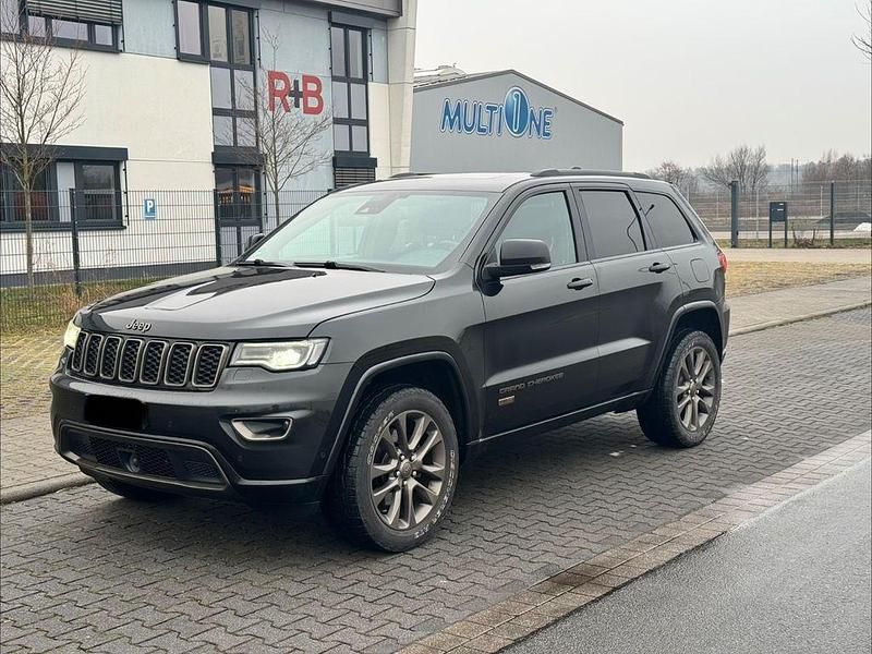 Schwarz Gebraucht 2016 Jeep Grand Cherokee SUV | 17.950 € (Superpreis) - Bild 1/4