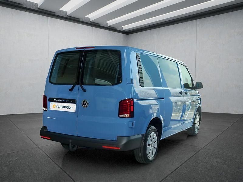 Second-hand VW Transporter 110 CP (80 kW) 2025 Albastru Van