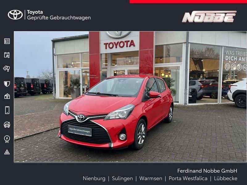 Vulcanorot Gebraucht 2016 Toyota Yaris Edition-S Kleinwagen | 10.750 € (Fairer Preis) - Bild 1/4