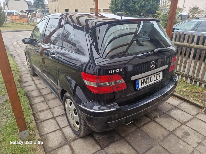 Gebraucht Mercedes B200 136 PS (100 kW) 2006 Schwarz Van / Kleinbus
