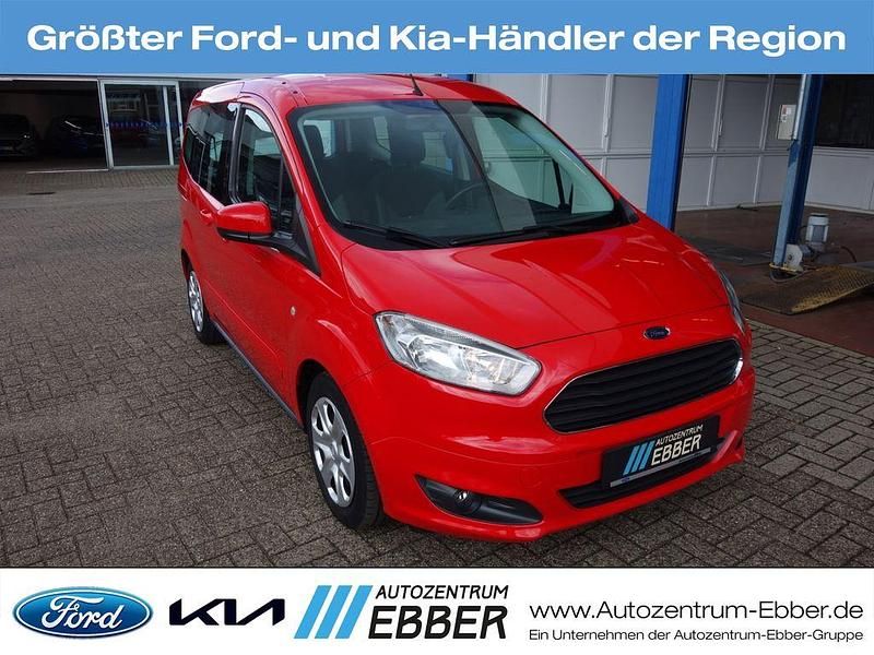 Rot Gebraucht 2016 Ford Tourneo Courier Trend Van / Kleinbus | 10.978 € (Etwas zu teuer) - Bild 1/3
