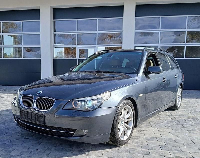 Grau Gebraucht 2007 BMW 525 Limousine | 4.950 € (Superpreis) - Bild 1/4