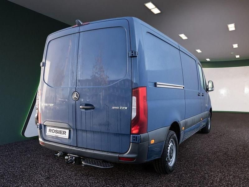 Gebraucht Mercedes Sprinter 150 PS (110 kW) 2024 Blau / stahlblau Van