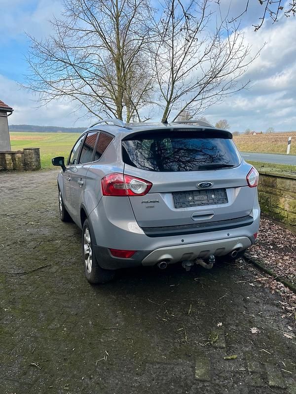 Gebraucht Ford Kuga 140 PS (102 kW) 2012 Grau SUV