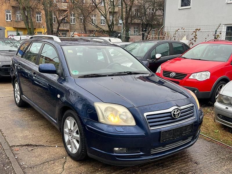 Blau Gebraucht 2006 Toyota Avensis Executive Kombi | 2.799 € (Fairer Preis) - Bild 1/4