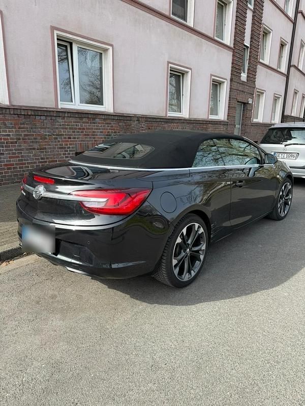Gebraucht Opel Cascada 120 PS (88 kW) 2014 Schwarz Cabrio