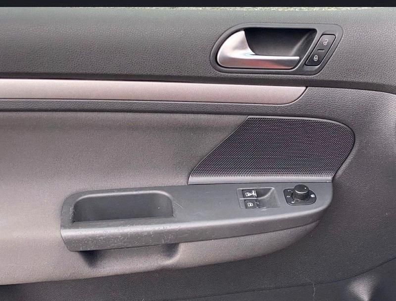 Gebraucht VW Golf IV 80 PS (58 kW) 2006 Orange Kleinwagen