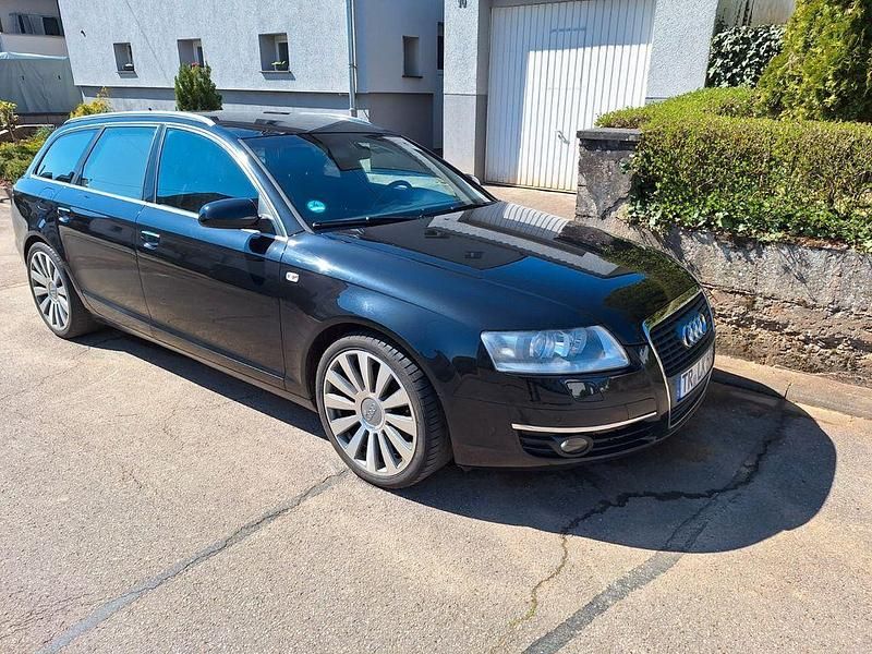 Schwarz Gebraucht 2006 Audi A6 Kombi | 2.500 € (Guter Preis) - Bild 1/4