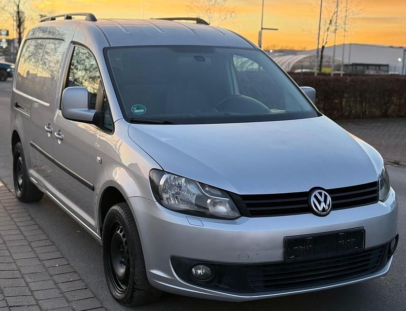 Gebraucht VW Caddy Maxi 140 PS (102 kW) 2012 Silber Van / Kleinbus
