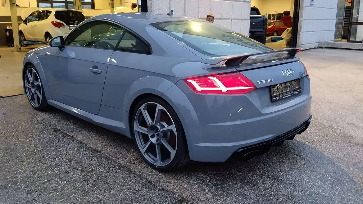Gebraucht Audi TT RS 460 PS (338 kW) 2017 Grau Coupé