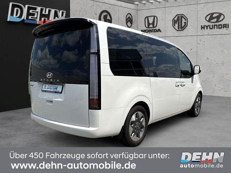 Gebraucht Hyundai Staria Prime 177 PS (130 kW) 2024 Creamy white / sol (weiss) Van / Kleinbus